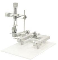 超精密立體定位儀